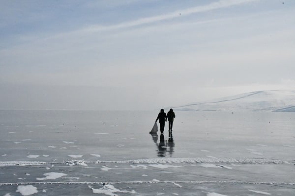 Foto - -20 derecede ekmek mücadelesi! Bu soğukta para kazanmak zor iş 
