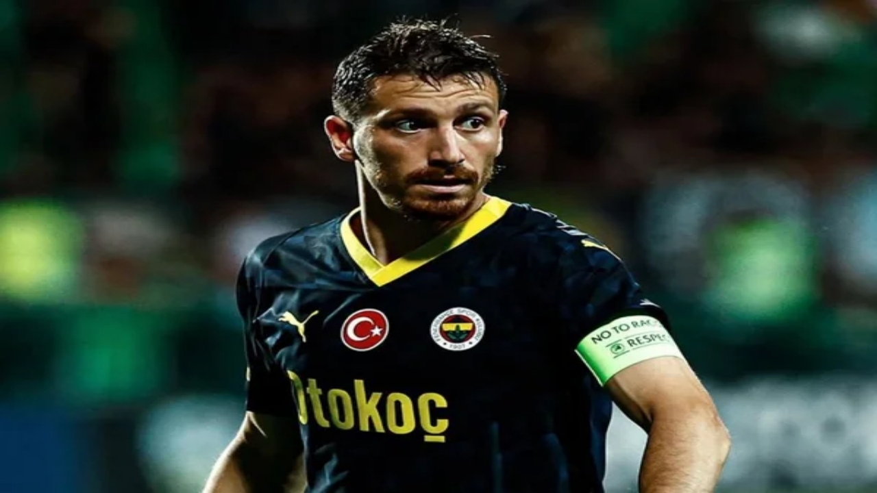 20 gündür hastanede tedavi görüyordu! Ünlü futbolcu Mert Hakan Yandaş’tan kahreden haber