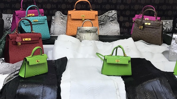 Foto - 20 milyon liralık kaçak ürün ele geçirildi! Yılandan deve kuşuna ne ararsanız