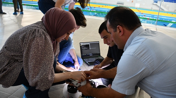 Foto - 200 metreye derinliğe kadar inebiliyor... Suyun altı artık ondan sorulacak!