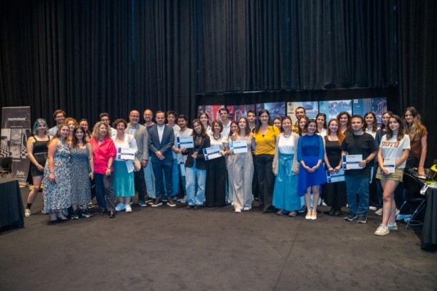 Foto - 200 yıl sonra böyle olacak! İşte yapay zekanın gözümden geleceğin Antalya'sı