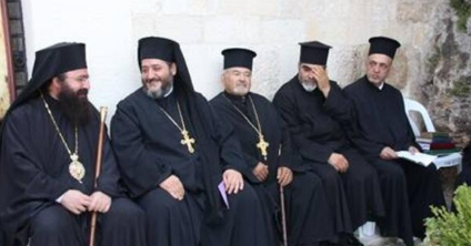 Foto - 200 yıllık tarihi yapı içinden doldurup götürüyorlar! Hristiyanlar için önemi ne?