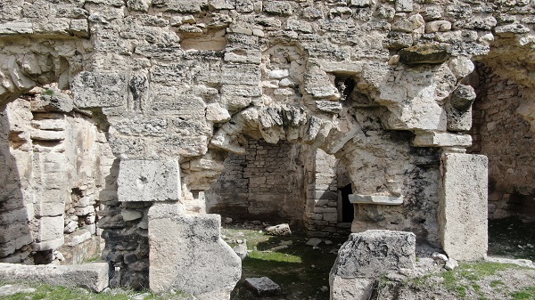 Foto - 200 yıllık yapı zamana böyle direniyor