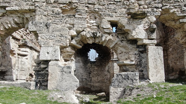 Foto - 200 yıllık yapı zamana böyle direniyor