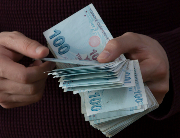 Foto - Cem Küçük'ün programında milyonlara büyük müjde! Hükümet sonunda bunu da yapıyor