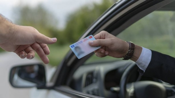 Foto - 2016'dan önce ehliyet çıkartanlara flaş uyarı! Tüm Türkiye’ye böyle duyuruldu