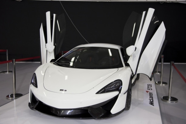 Foto - 2017 Napoli Motor Show