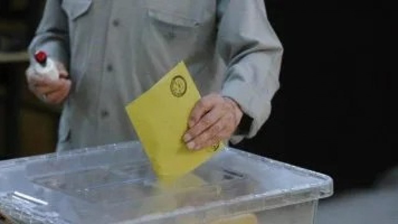 Foto - 2023 seçimlerini doğru bilmişti: Son seçim anketinin sonucunu Türkiye'ye duyurdu