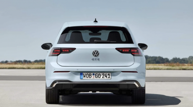 Foto - 2024 model Volkswagen Golf gün yüzüne çıktı! İşte özellikleri! Otomobil neler sunuyor? 37 milyon adetlik satış rakamı!
