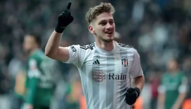 Foto - 2024 yılına damga vuran Türk futbolcu! Tahmin bile edemezsiniz