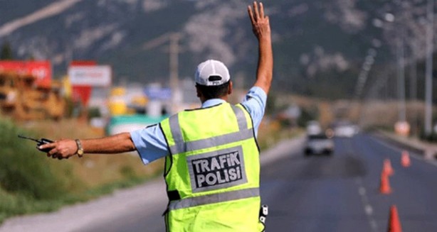 Foto - 2024 yılında uygulanacak trafik cezaları belli oldu! Kurallara uymayanın canı çok yanacak!