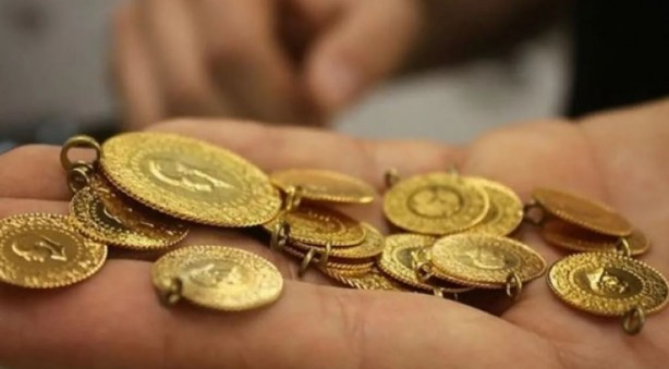 Foto - 2024 yılının ilk yarısında ne kadar çeyrek altın üretildi? Talebe yetişmek için mesai yaptılar