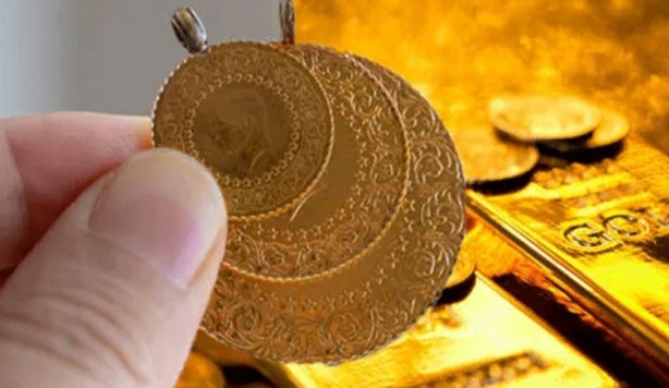 Foto - 2024 yılının ilk yarısında ne kadar çeyrek altın üretildi? Talebe yetişmek için mesai yaptılar