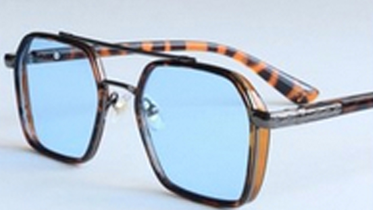 Foto - 2025’in modası kemik ve renkli gözlükler! Tasarımıyla rekor kırmaya hazırlanıyor! 2025 takvimi