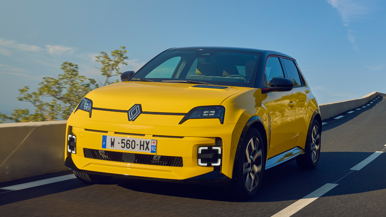 Foto - 2025’in otomobili Türkiye’yi keşfe çıktı! Renault 5 E-Tech şehre enerji katacak: Her an karşınıza çıkabilir!