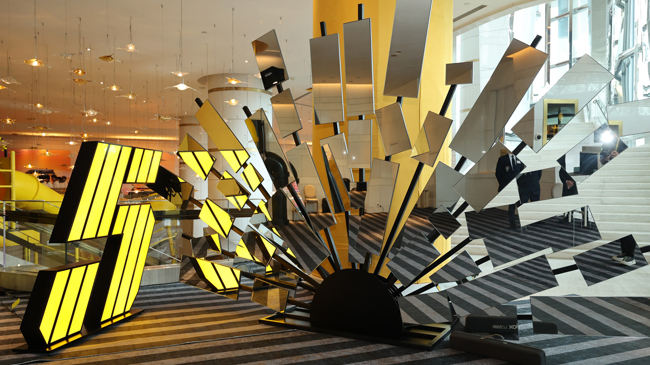 Foto - 2025’in otomobili Türkiye’yi keşfe çıktı! Renault 5 E-Tech şehre enerji katacak: Her an karşınıza çıkabilir!