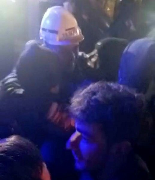 Foto - 209. saatte gelen mutluluk! Parmağını kaldırıp kelime-i şehadet getirdi