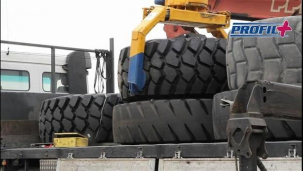 Foto - 21 bin liralık dev lastik böyle değişti!