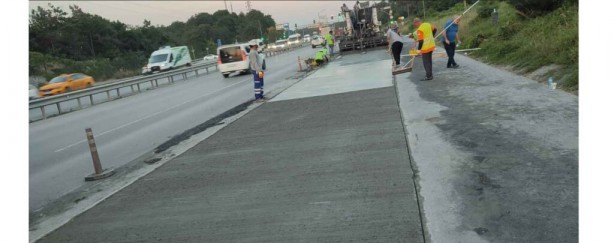 Foto - 21 yıl ömrü var dediler 1 yılda çöktü. Metrobüs yolundaki 'Beton Yol' uygulaması sınıfta kaldı!