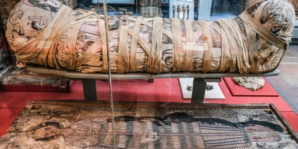 Foto - 21. yüzyılın en önemli keşfi! Kleopatra'nın mezarı (mumyası) bulundu mu? Kleopatra mezarından ve soyundan gelenlerden olabilir!