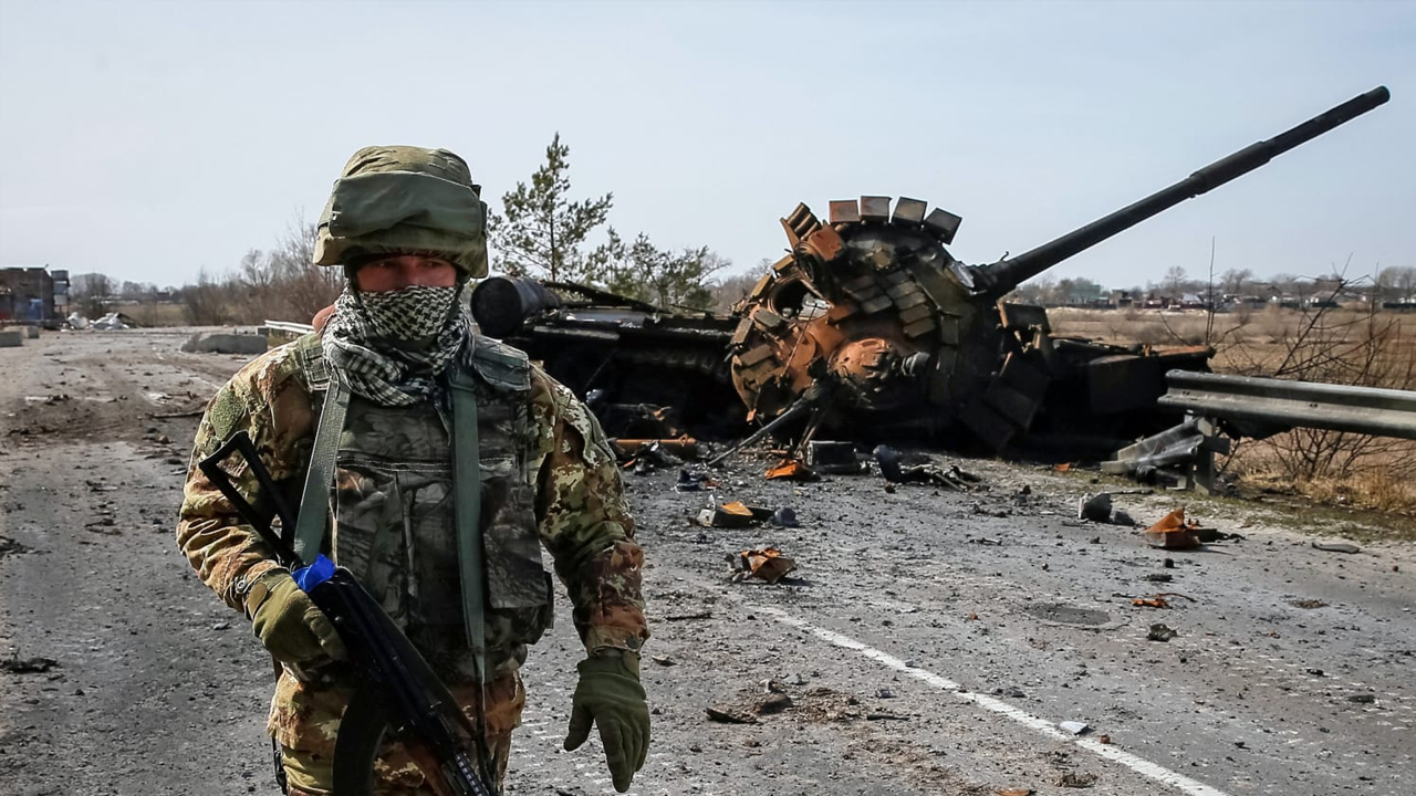 Foto - 22 bin tankı imha ettiler! "Bir bölgeyi daha ele geçirdik"