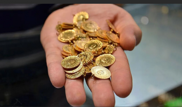 Foto - 22 Haziran öncesi Ramazan Kurtoğlu'ndan şok eden uyarı: Öpülebilirsiniz, gram altını olanlar bunu yapsın