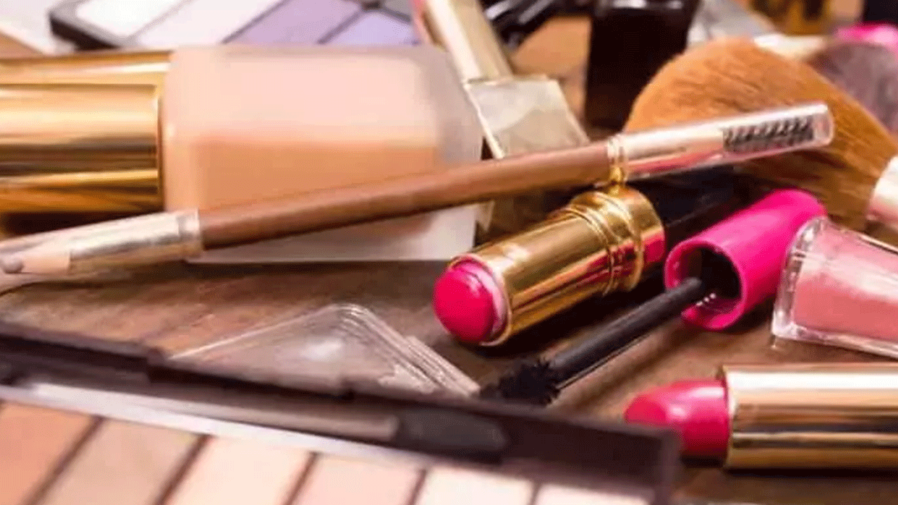 Foto - 22 yıl makyajını temizlemedi! Çinli kadının son hali şok etti!