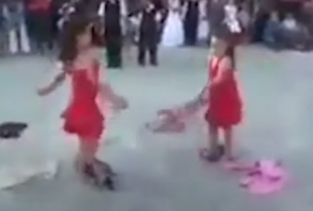 Foto - 23 Nisan’da çekilen bir fotoğrafın anatomisi! Gerçekleri görmek için sadece bir fotoğraf yeterli