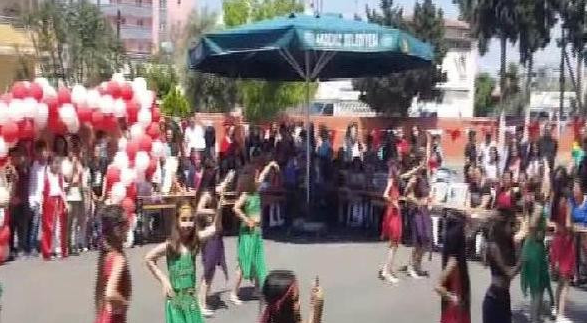 Foto - 23 Nisan’da çekilen bir fotoğrafın anatomisi! Gerçekleri görmek için sadece bir fotoğraf yeterli