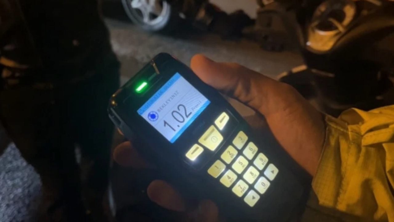 Foto - 235 bin lira ceza yedi: Polise böyle teşşekkür etti!