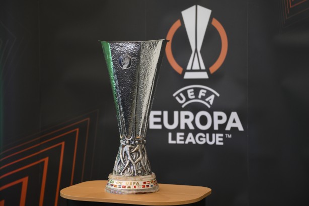 24 yıl sonra bir kez daha yaşadılar: Çırağan Sarayı'na kupa geldi! Müthiş ambiyans...