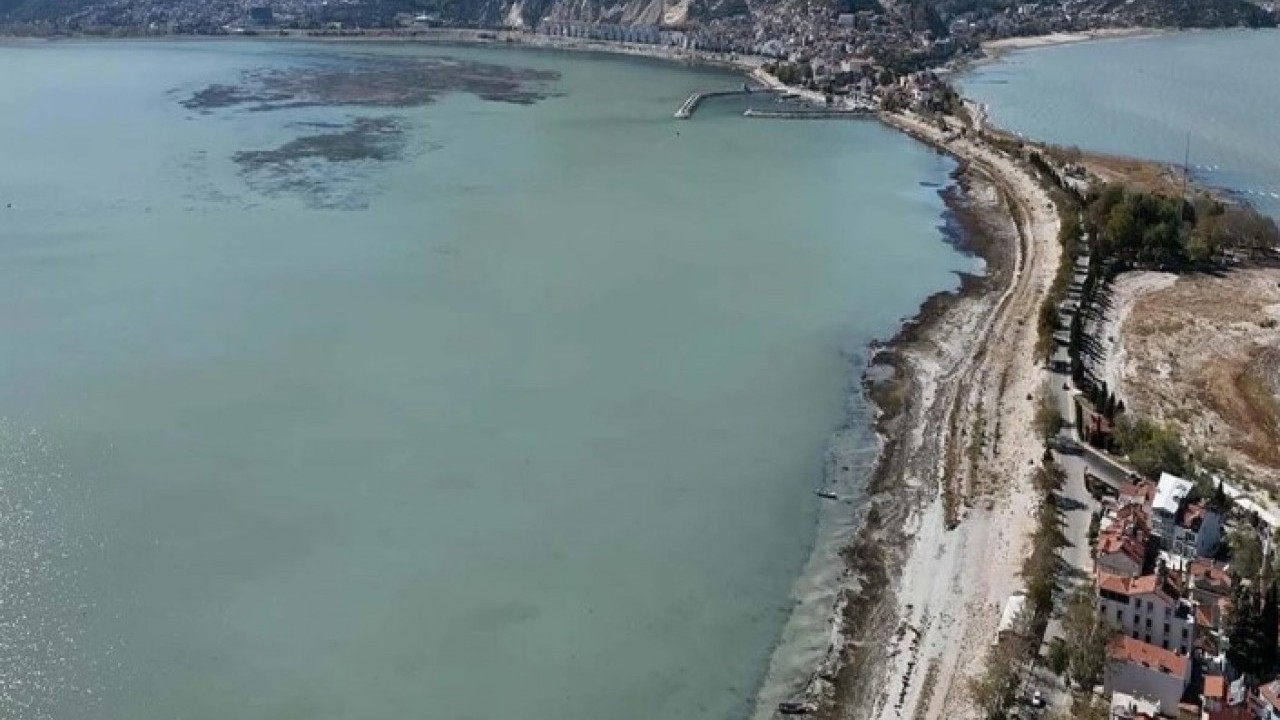 Foto - 240 gölden 186’sı tamamen kurudu! 2050'lerde beklenen sıcaklıklar şimdiden yaşanıyor