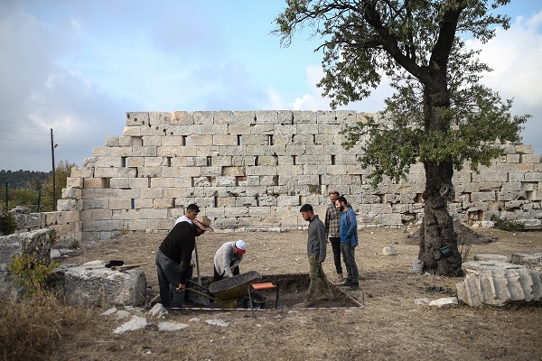 Foto - 2400 yıllık kule restore edildi