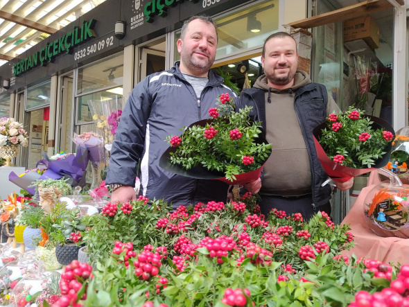 25 liraya ev sahibi olmak için çiçekçiğe akın ediyorlar
