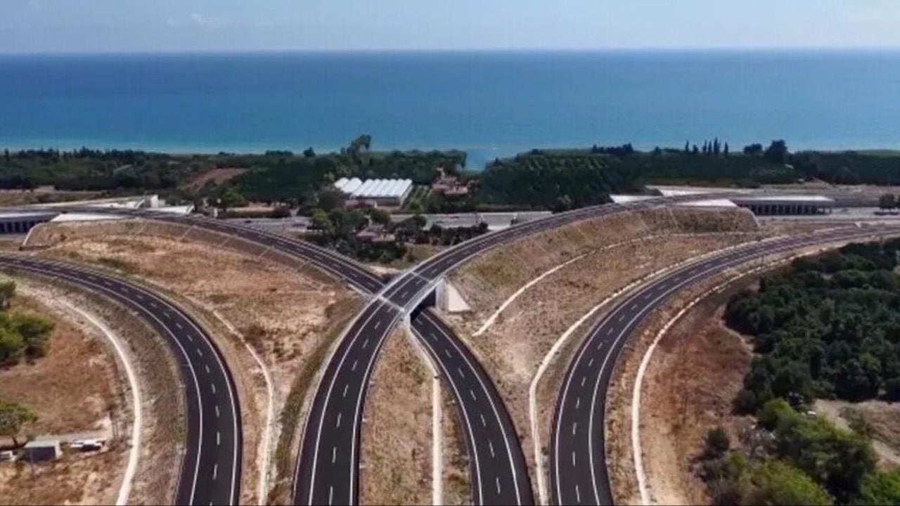 Foto - 2,5 saatlik yolculuk sadece 18 dakikaya düşecek! Dev projede geri sayım başladı