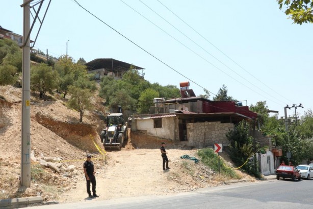 Foto - 25 yıl sonra kemikleri bulundu!