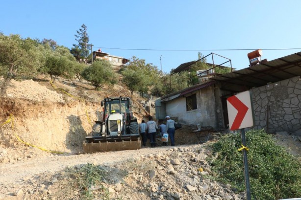 Foto - 25 yıl sonra kemikleri bulundu!