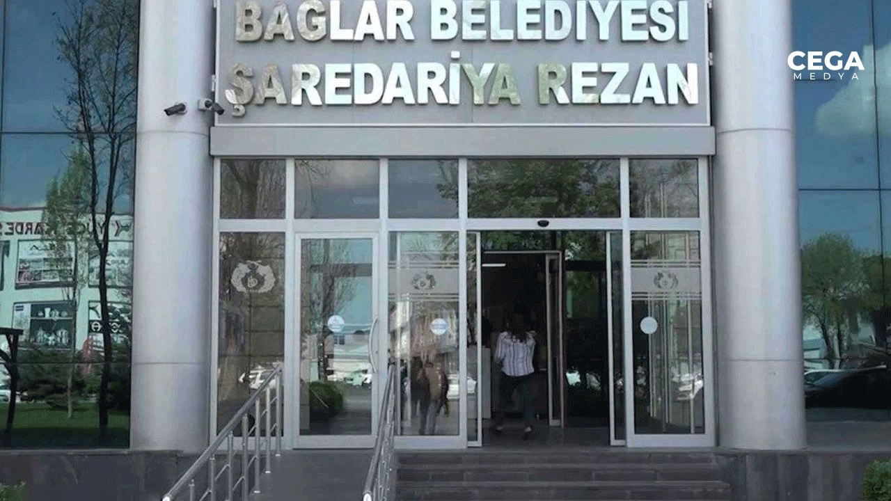 Foto - 250 DEM belediyesi çalışanı DİSK'ten ayrıldı: İşçilerden zorla 