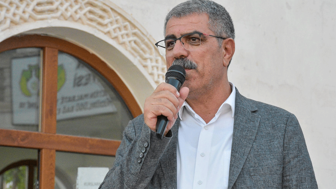 Foto - 250 DEM belediyesi çalışanı DİSK'ten ayrıldı: İşçilerden zorla 