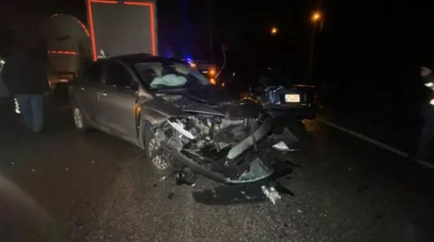 Foto - 26 araç kazaya karıştı! Ortalık savaş alanına döndü!