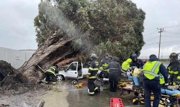 Foto - 26 kişi hayatını kaybetti! O ülkede hortum önüne geçen her şeyi yok etti
