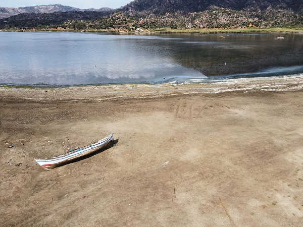 Foto - 261 kuş türüne ev sahipliği yapıyor! O göl tam 20 metre çekildi