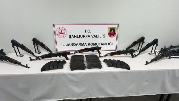 Foto - 27 gözaltı! Bakın bazalt taşlarının altından ne çıktı