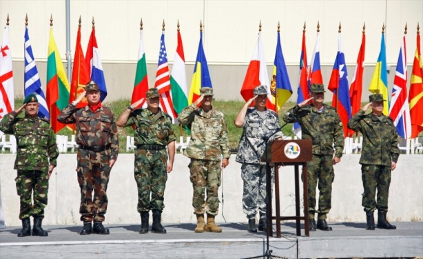 Foto - 27 ülkeden 30 bin asker katıldı! NATO’dan 'Soğuk Müdahale'