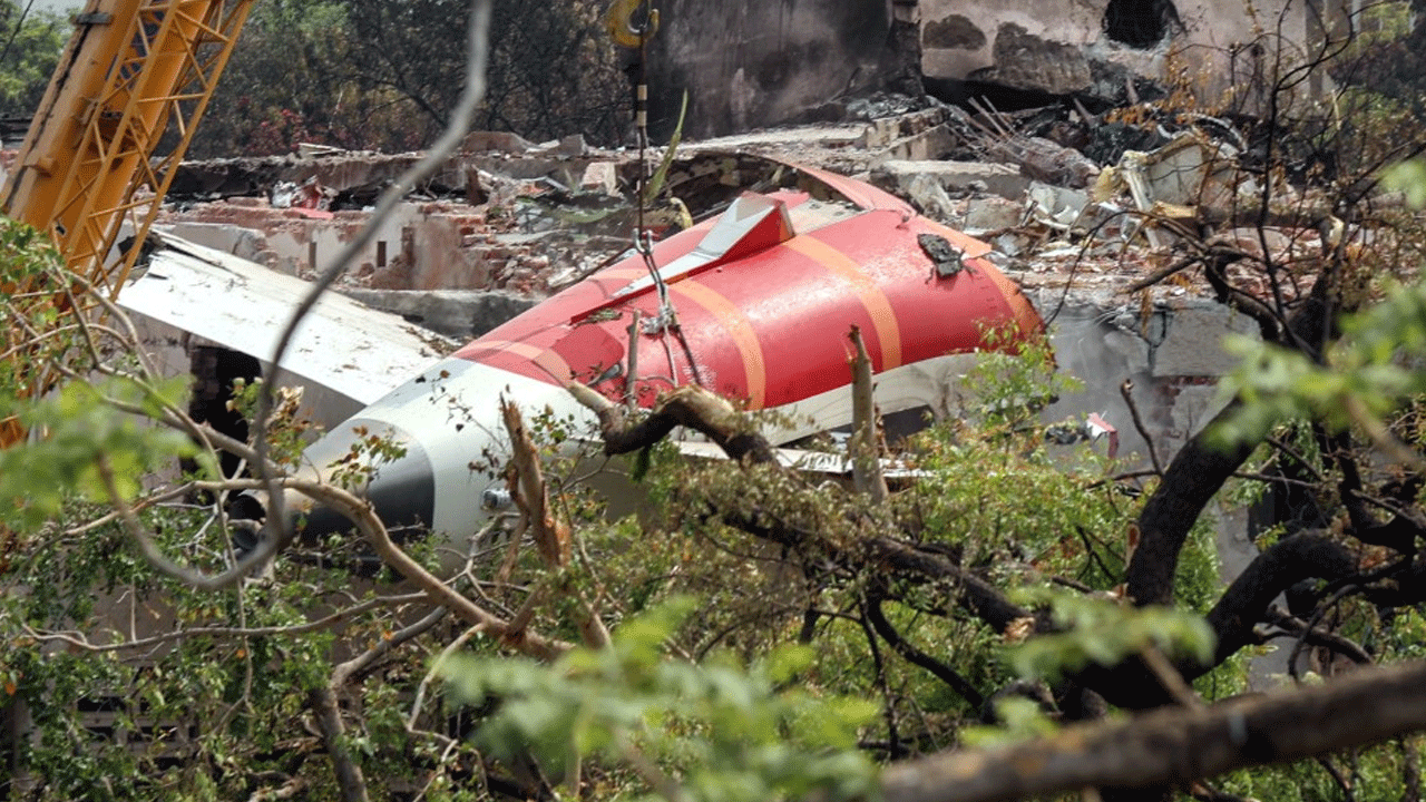Foto - Hindistan uçağı bu yüzden düşmüş! Ön rapor açıklandı!