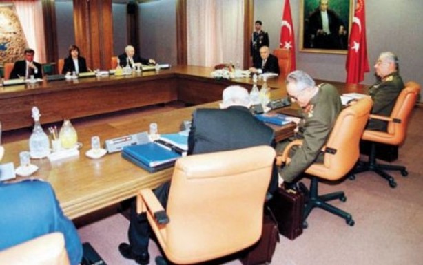 Foto - 28 Şubat 'Postmodern darbe'nin üzerinden tam 25 yıl geçti