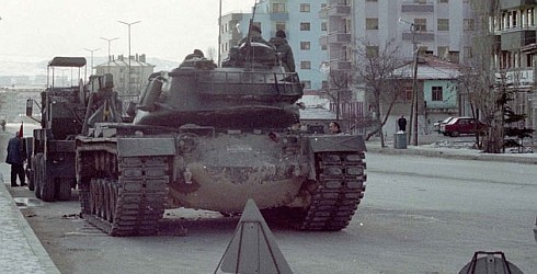 Foto - 28 Şubat'ın 21'inci yıldönümü...Adil yargılama bekliyorlar