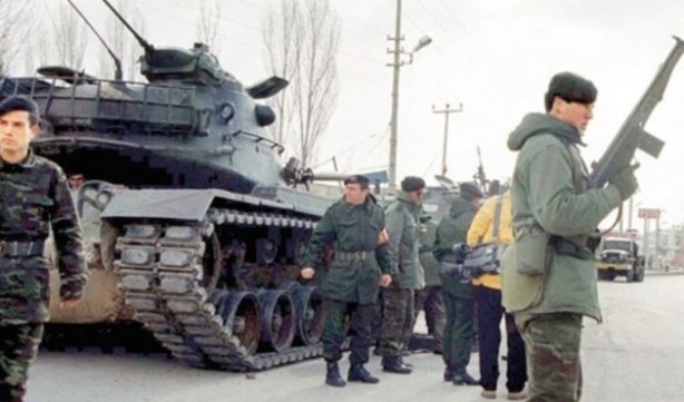 Foto - 28 Şubat'ın 21'inci yıldönümü...Adil yargılama bekliyorlar