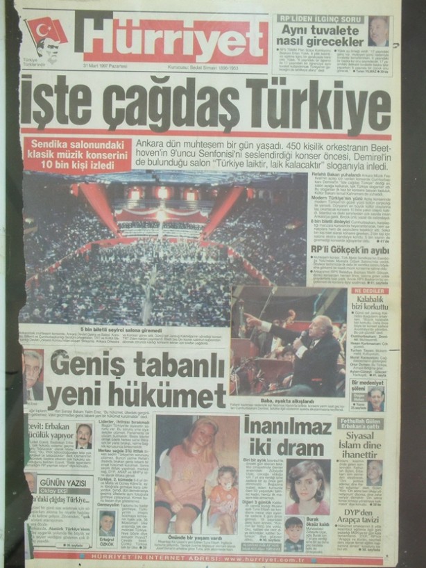 Foto - 28 Şubatta ahlaksız manşet