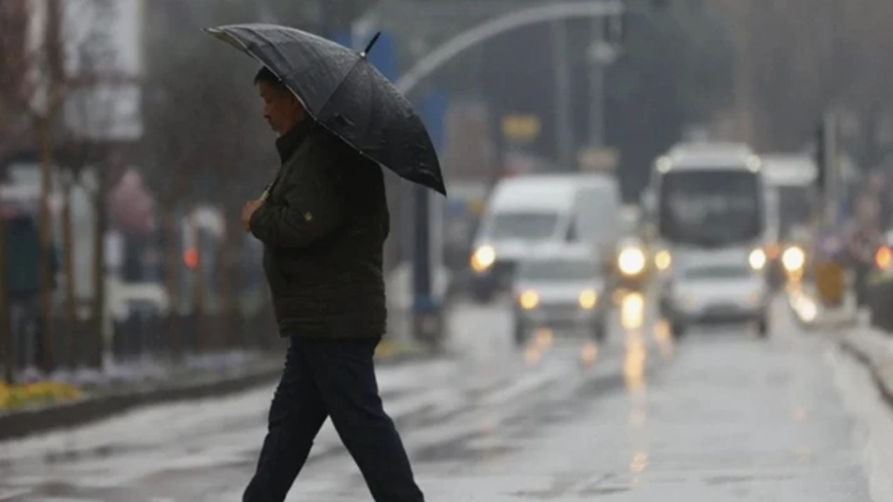 Foto - 29 ilde sarı kodlu alarm: İstanbullular, yarın sabah kuvvetli yağış geliyor!